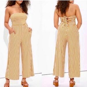 NWT AEO American Eagle Striped Strapless Wide Leg Back
Tie Jumpsuit Size Small